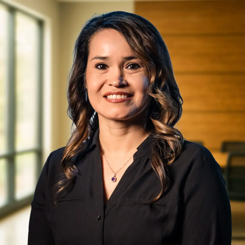 A photo of Angie Valdez.