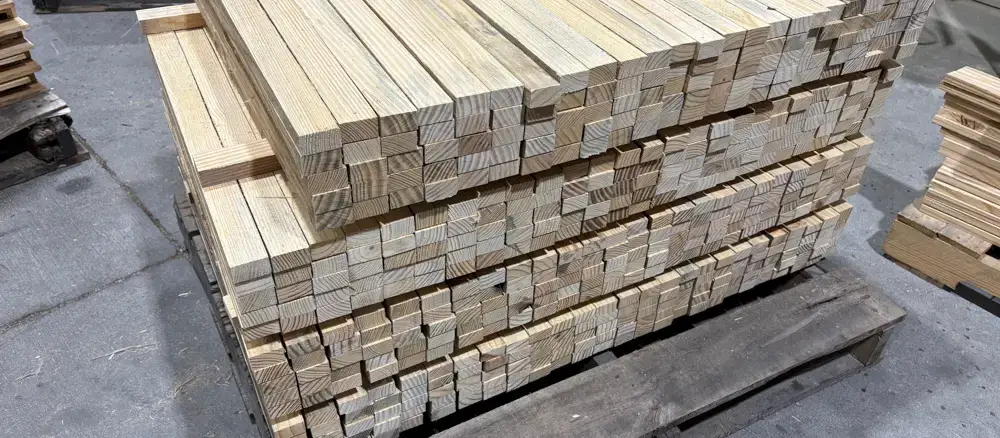 Dunnage Wood for Cargo Protection and Secure Transport