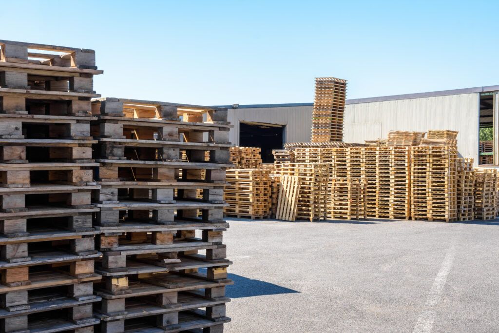 Evaluating pallet failures by sorting reusable and damaged pallets to improve pallet performance and reduce operational costs.